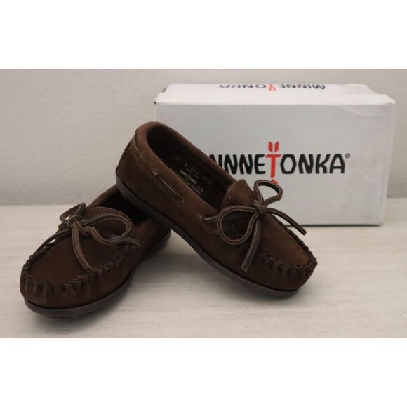 Minnetonka 2773 Boy's Sz 9M Chocolate Brown Suede Slip-On Moccassin Boat Shoes - Picture 1 of 12